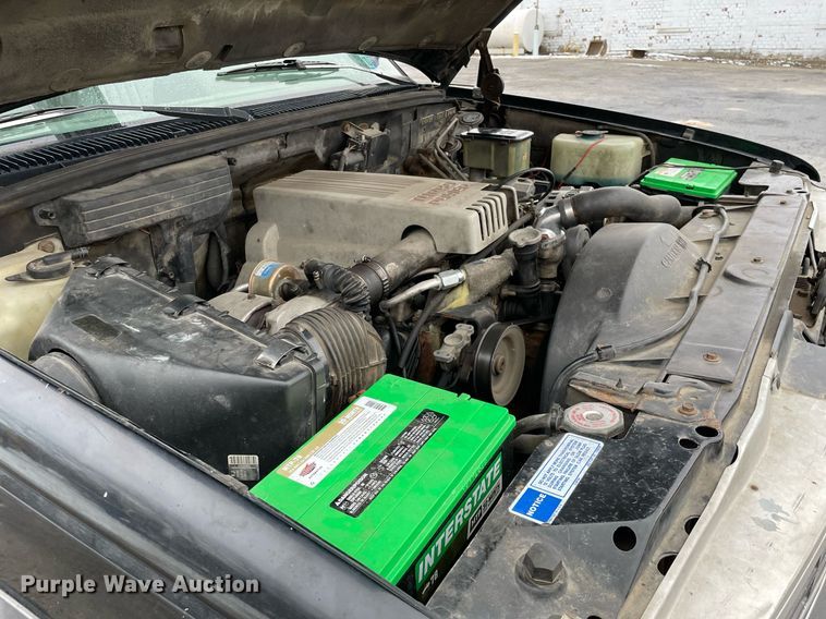 image for item MA9803 1992 Chevrolet C3500  bucket truck