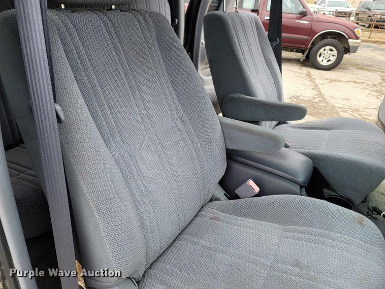 image for item MH9686 2000 Toyota Tundra  Access Cab pickup truck