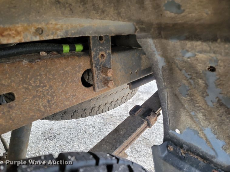 image for item MH9686 2000 Toyota Tundra  Access Cab pickup truck