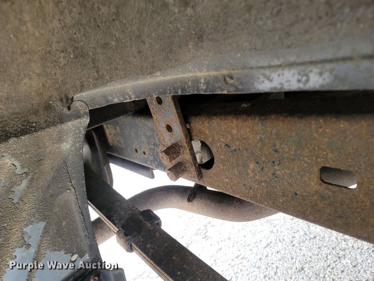 image for item MH9686 2000 Toyota Tundra  Access Cab pickup truck