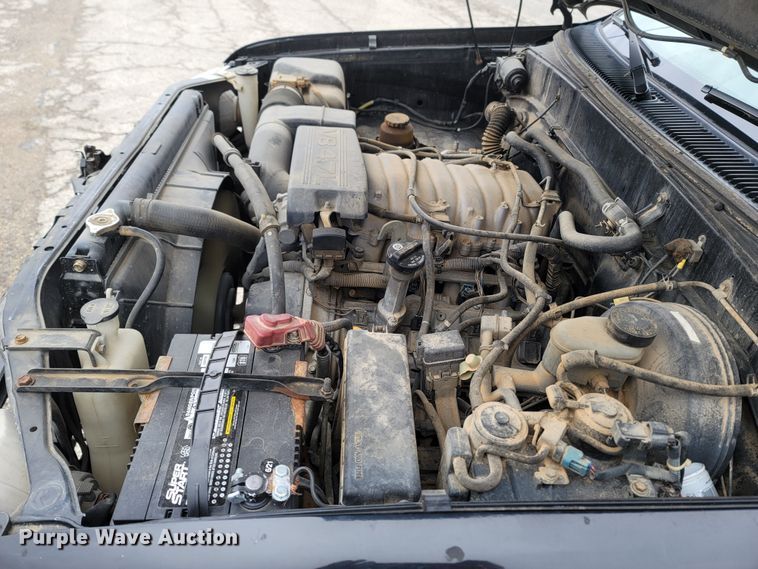 image for item MH9686 2000 Toyota Tundra  Access Cab pickup truck