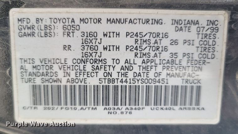 image for item MH9686 2000 Toyota Tundra  Access Cab pickup truck