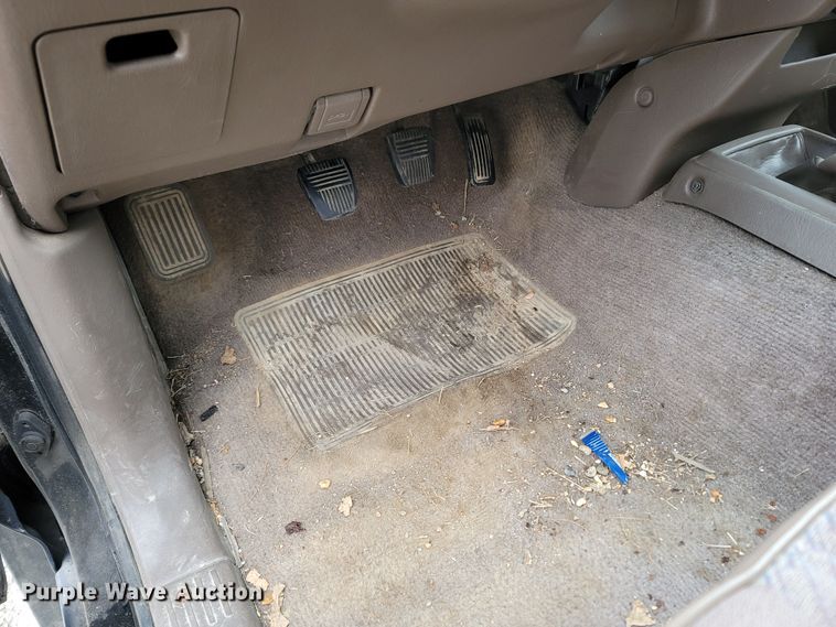 image for item MH9688 1996 Toyota Tacoma  XtraCab pickup truck