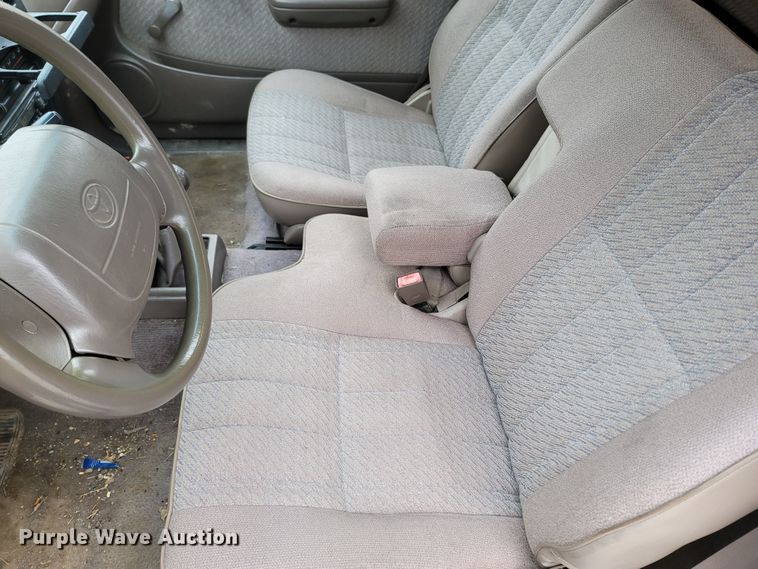 image for item MH9688 1996 Toyota Tacoma  XtraCab pickup truck