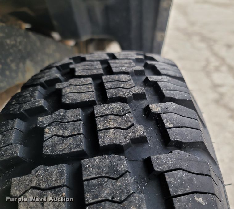 image for item MH9688 1996 Toyota Tacoma  XtraCab pickup truck