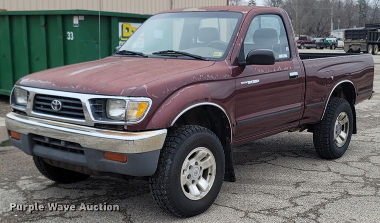 image for item MH9689 1996 Toyota Tacoma  pickup truck