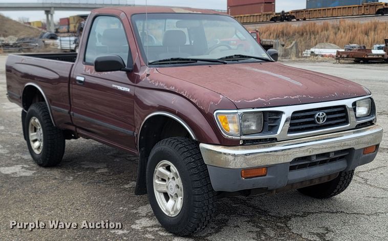 image for item MH9689 1996 Toyota Tacoma  pickup truck