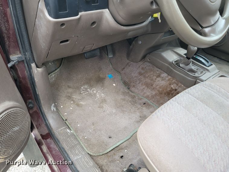 image for item MH9689 1996 Toyota Tacoma  pickup truck