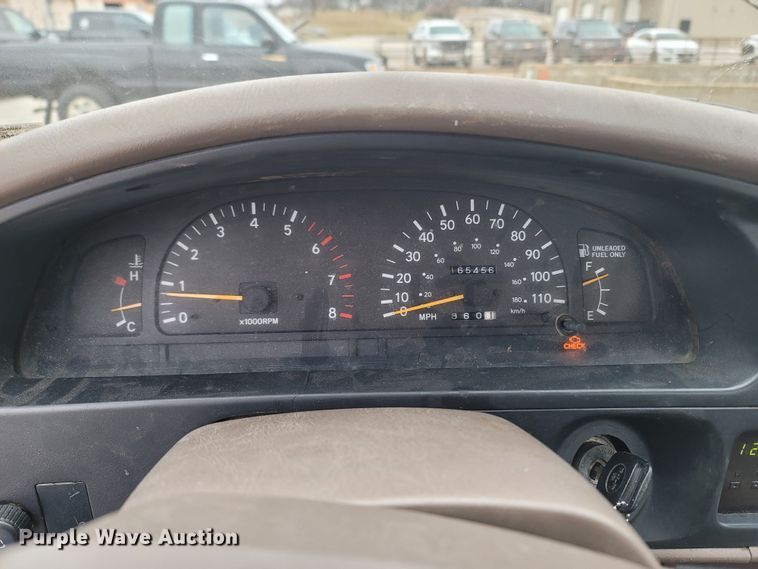 image for item MH9689 1996 Toyota Tacoma  pickup truck