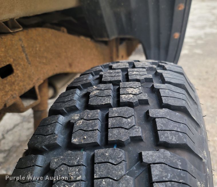 image for item MH9689 1996 Toyota Tacoma  pickup truck