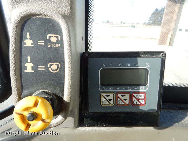 image for item MJ9970 Case JX100U  MFWD tractor