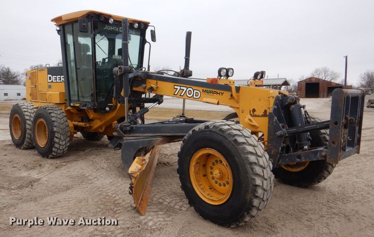 image for item MJ9983 2007 John Deere 770D  motor grader