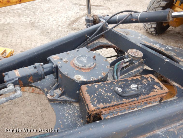 image for item MJ9983 2007 John Deere 770D  motor grader