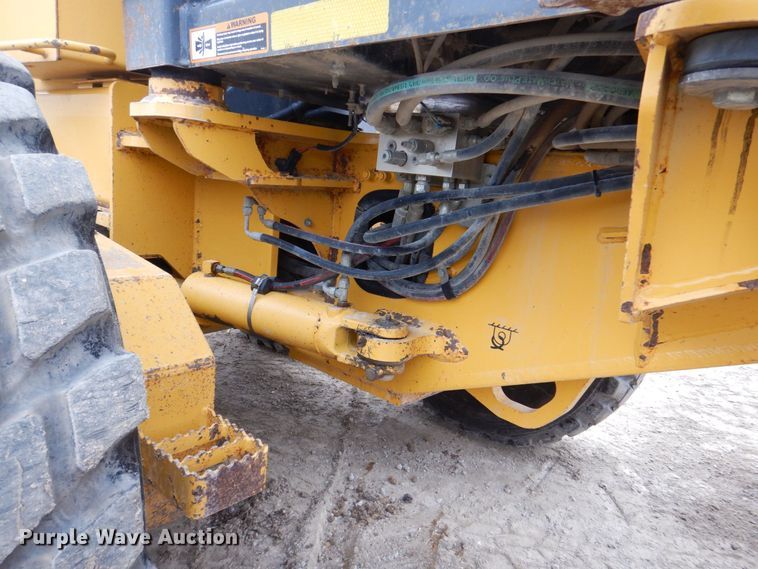 image for item MJ9983 2007 John Deere 770D  motor grader