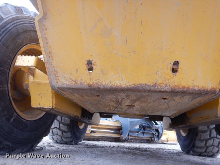 image for item MJ9983 2007 John Deere 770D  motor grader