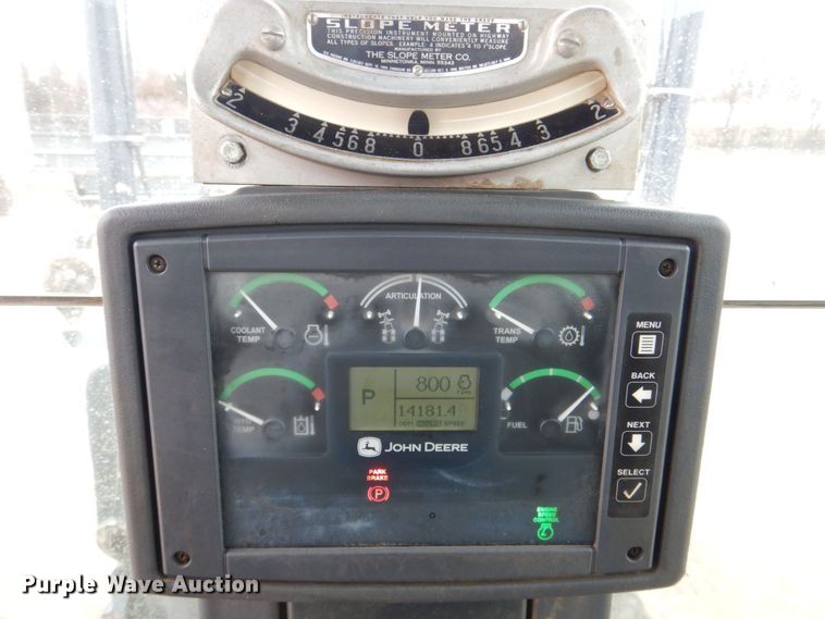 image for item MJ9983 2007 John Deere 770D  motor grader