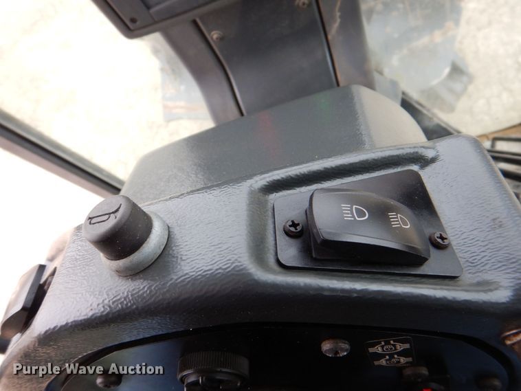 image for item MJ9983 2007 John Deere 770D  motor grader