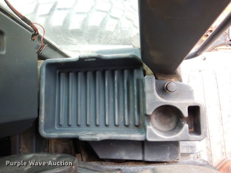 image for item MJ9983 2007 John Deere 770D  motor grader