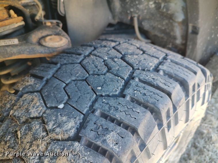 image for item MM9952 2015 Toyota Tundra  Double Cab pickup truck