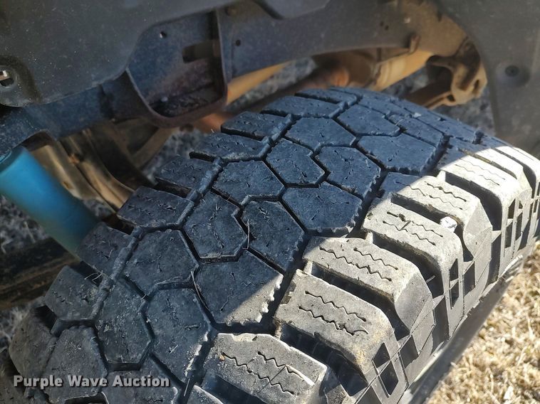 image for item MM9952 2015 Toyota Tundra  Double Cab pickup truck