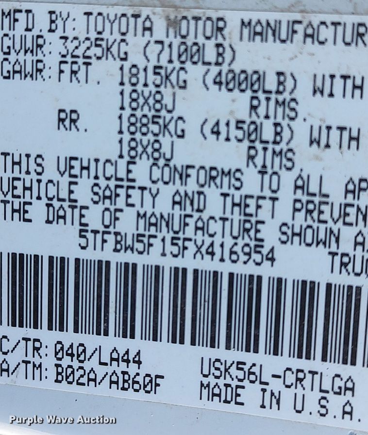 image for item MM9952 2015 Toyota Tundra  Double Cab pickup truck