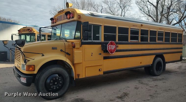image for item MM9954 2003 International 3800  school bus