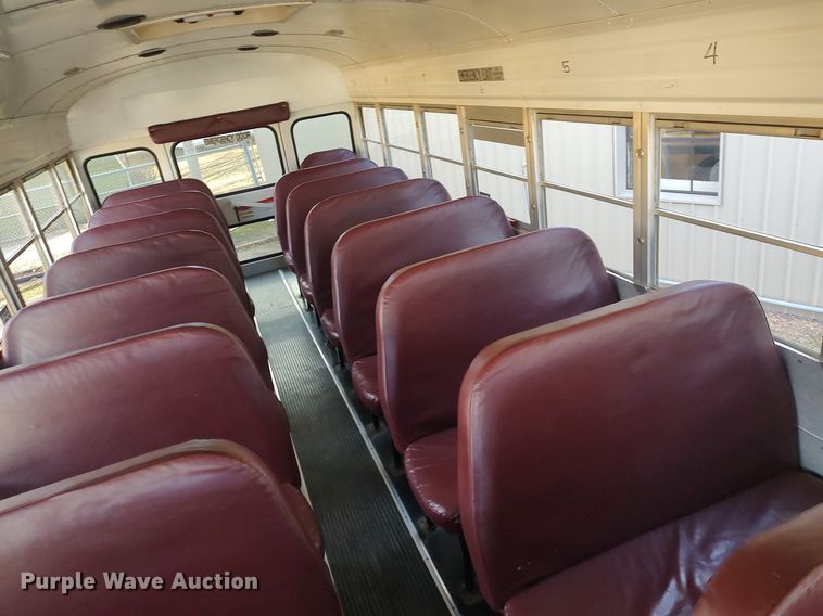 image for item MM9954 2003 International 3800  school bus