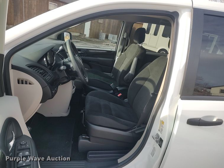 image for item MM9964 2019 Dodge Grand Caravan  handicap accessible van