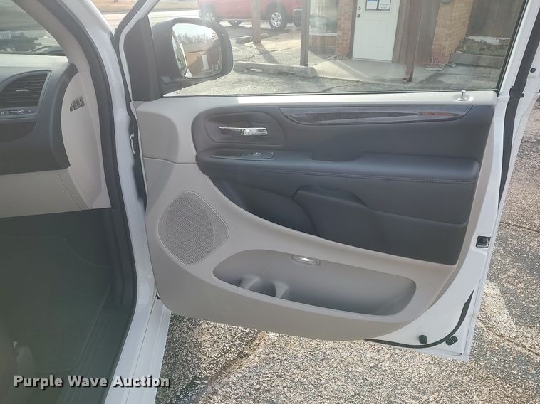 image for item MM9964 2019 Dodge Grand Caravan  handicap accessible van