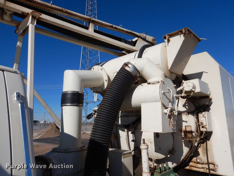 image for item MP9058 1989 Ford F800  sewer jetter truck