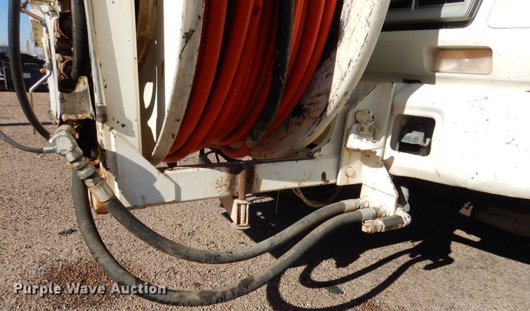 image for item MP9058 1989 Ford F800  sewer jetter truck