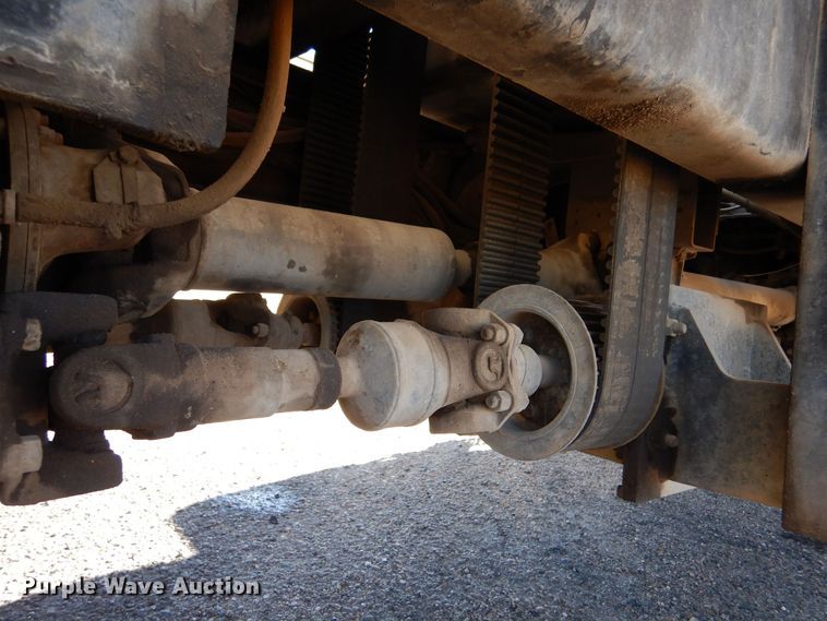 image for item MP9058 1989 Ford F800  sewer jetter truck