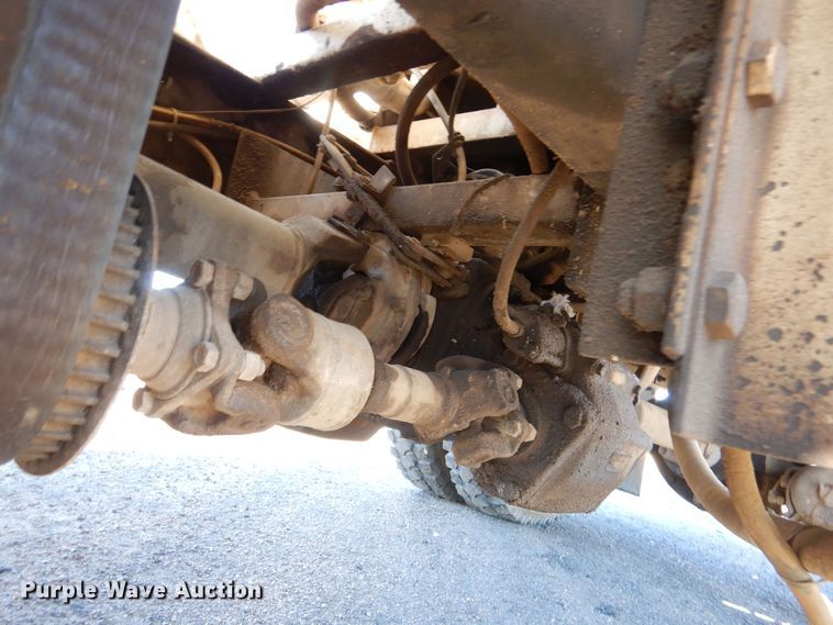 image for item MP9058 1989 Ford F800  sewer jetter truck