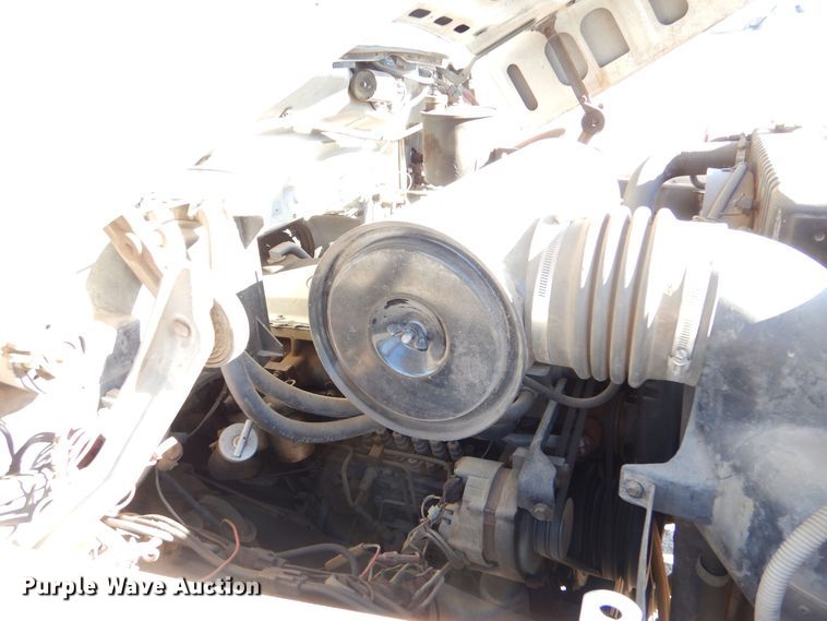 image for item MP9058 1989 Ford F800  sewer jetter truck