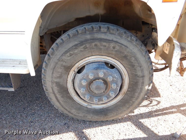 image for item MP9058 1989 Ford F800  sewer jetter truck