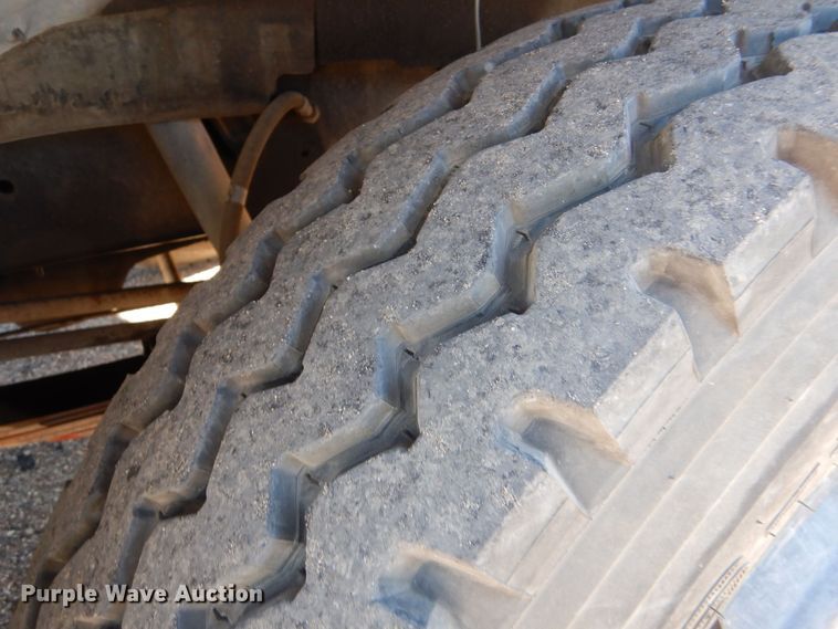 image for item MP9058 1989 Ford F800  sewer jetter truck