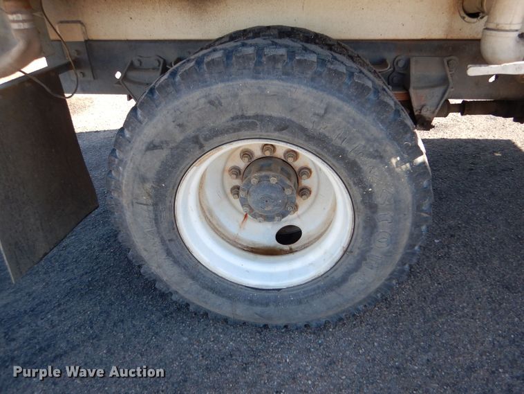 image for item MP9058 1989 Ford F800  sewer jetter truck