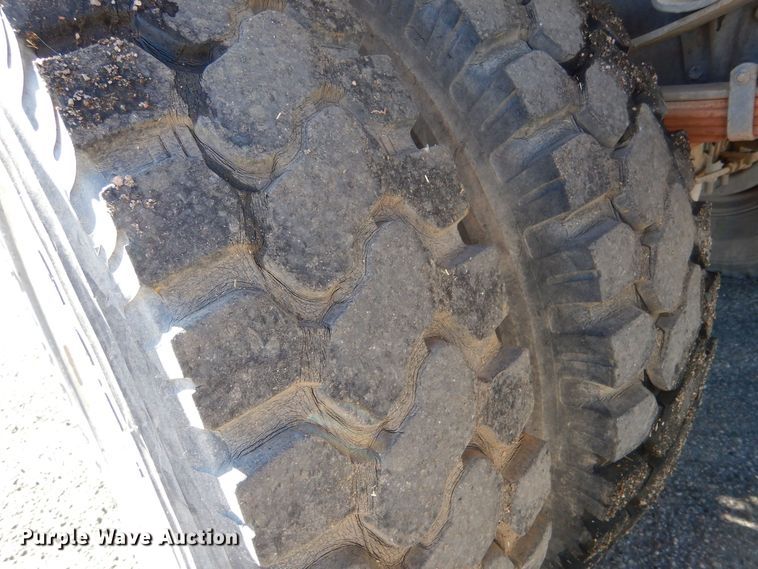 image for item MP9058 1989 Ford F800  sewer jetter truck