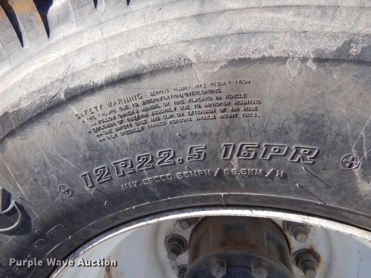 image for item MP9058 1989 Ford F800  sewer jetter truck