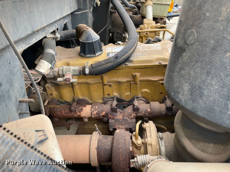 image for item MR9487 2000 Chevrolet 1700  school bus