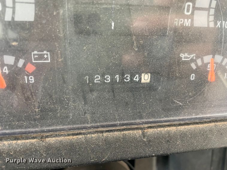 image for item MR9488 2000 Chevrolet 7200  school bus