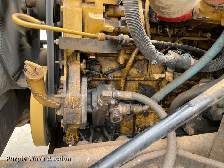 image for item MR9488 2000 Chevrolet 7200  school bus