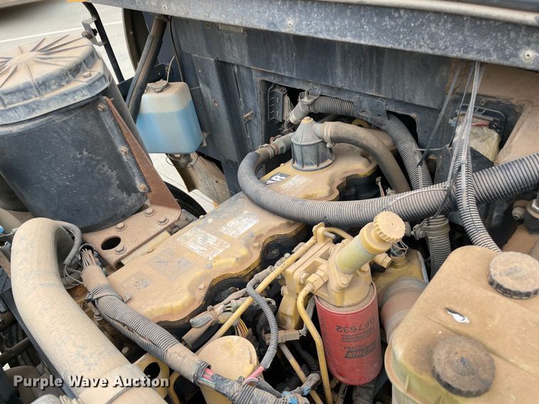 image for item MR9488 2000 Chevrolet 7200  school bus