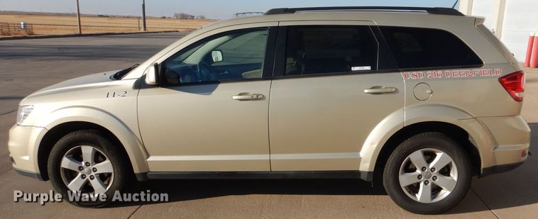 image for item MT9998 2011 Dodge Journey  SUV
