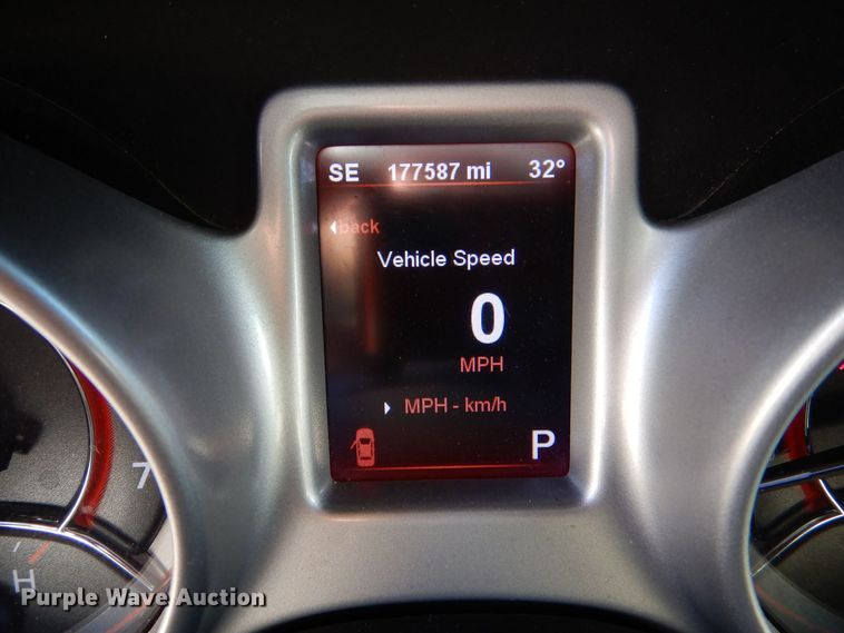 image for item MT9998 2011 Dodge Journey  SUV