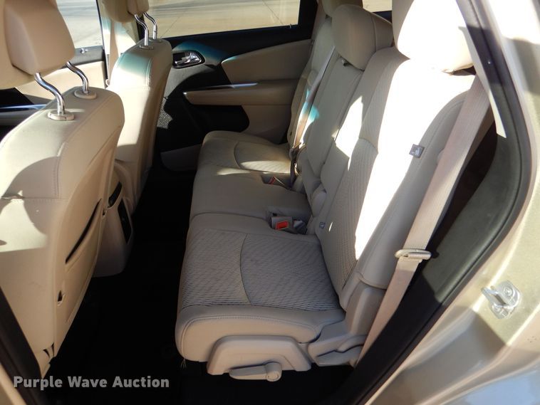 image for item MT9998 2011 Dodge Journey  SUV