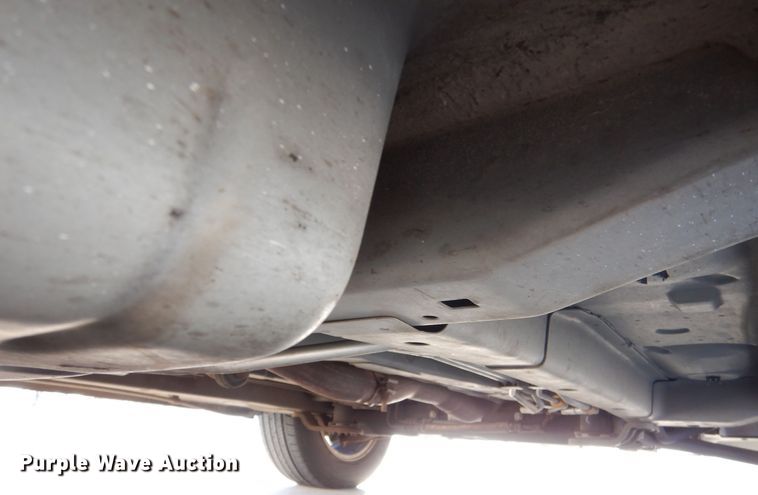 image for item MT9998 2011 Dodge Journey  SUV