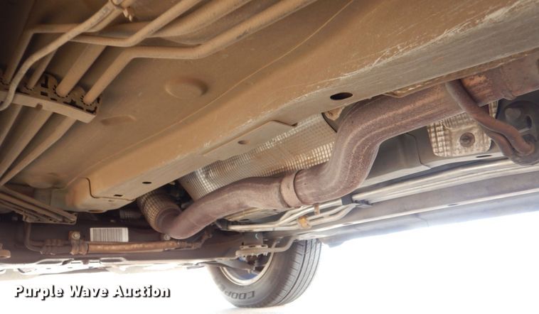 image for item MT9998 2011 Dodge Journey  SUV