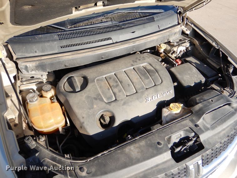 image for item MT9998 2011 Dodge Journey  SUV