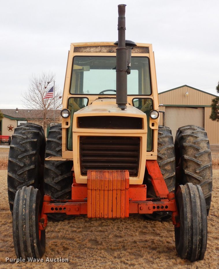 image for item DF8285 1973 Case 1370  tractor